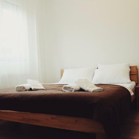 Konaciste Simce Bed & Breakfast Kraljevo Eksteriør bilde