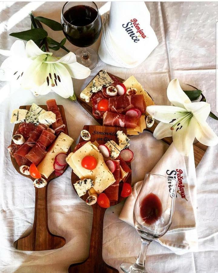 Konaciste Simce Bed & Breakfast Kraljevo Eksteriør bilde